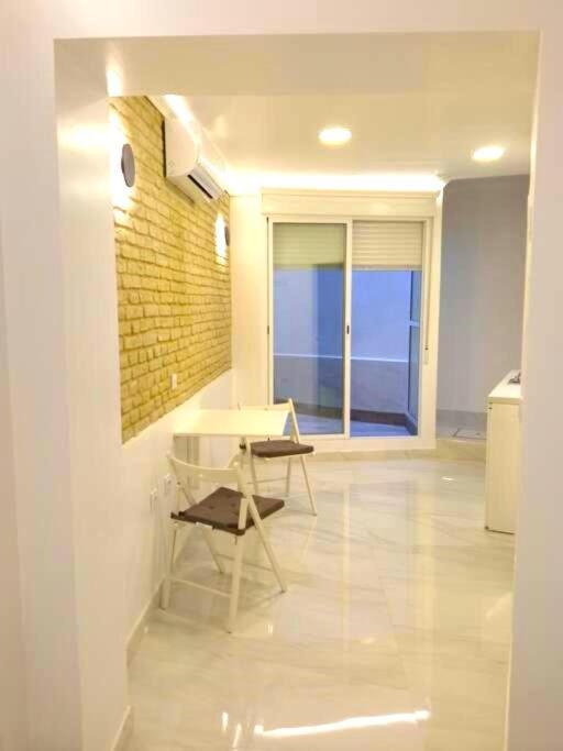 Leon Centro Apartment Севиля Екстериор снимка