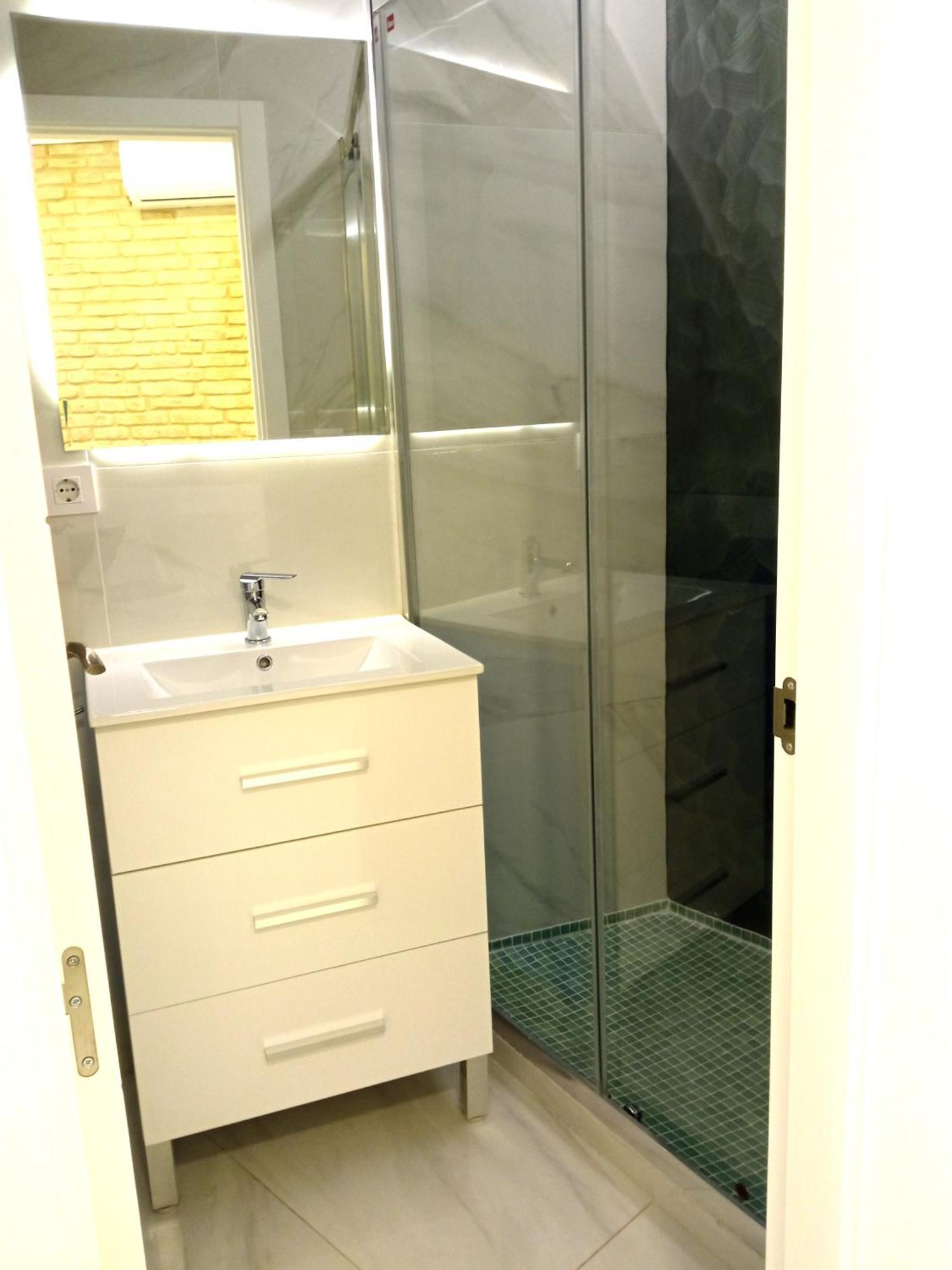 Leon Centro Apartment Севиля Екстериор снимка