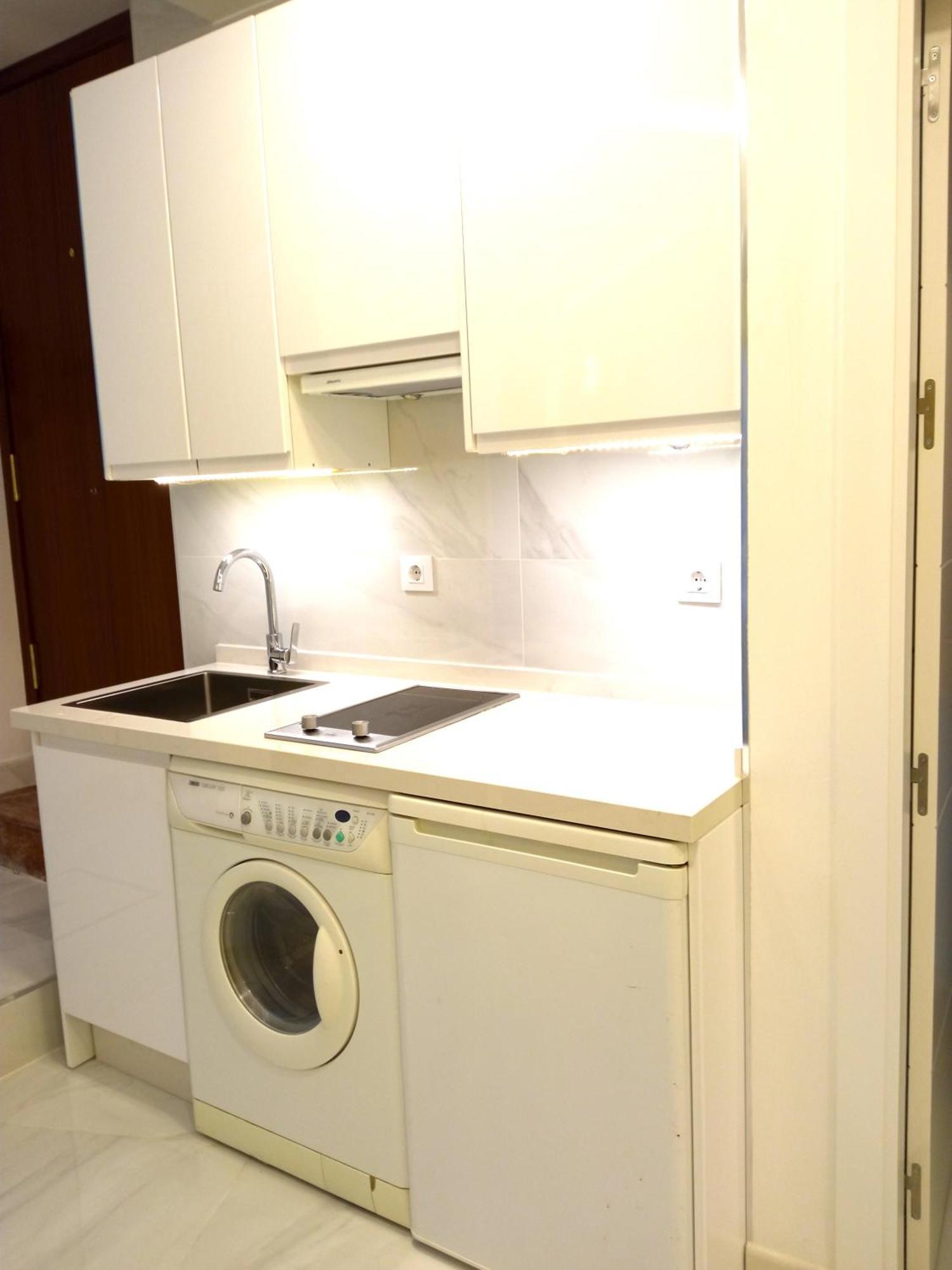 Leon Centro Apartment Севиля Екстериор снимка